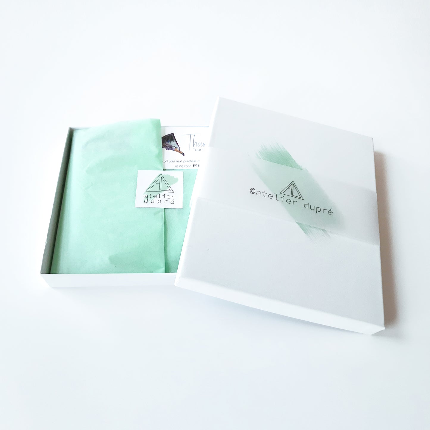 Bandana packaging white box with logo and mint tissue